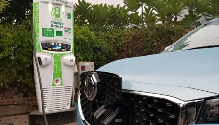 एमजी मोटर इंडिया और टाटा पावर ने आगरा शहर को दिया पहला  इलेक्ट्रिक वाहन चार्जर